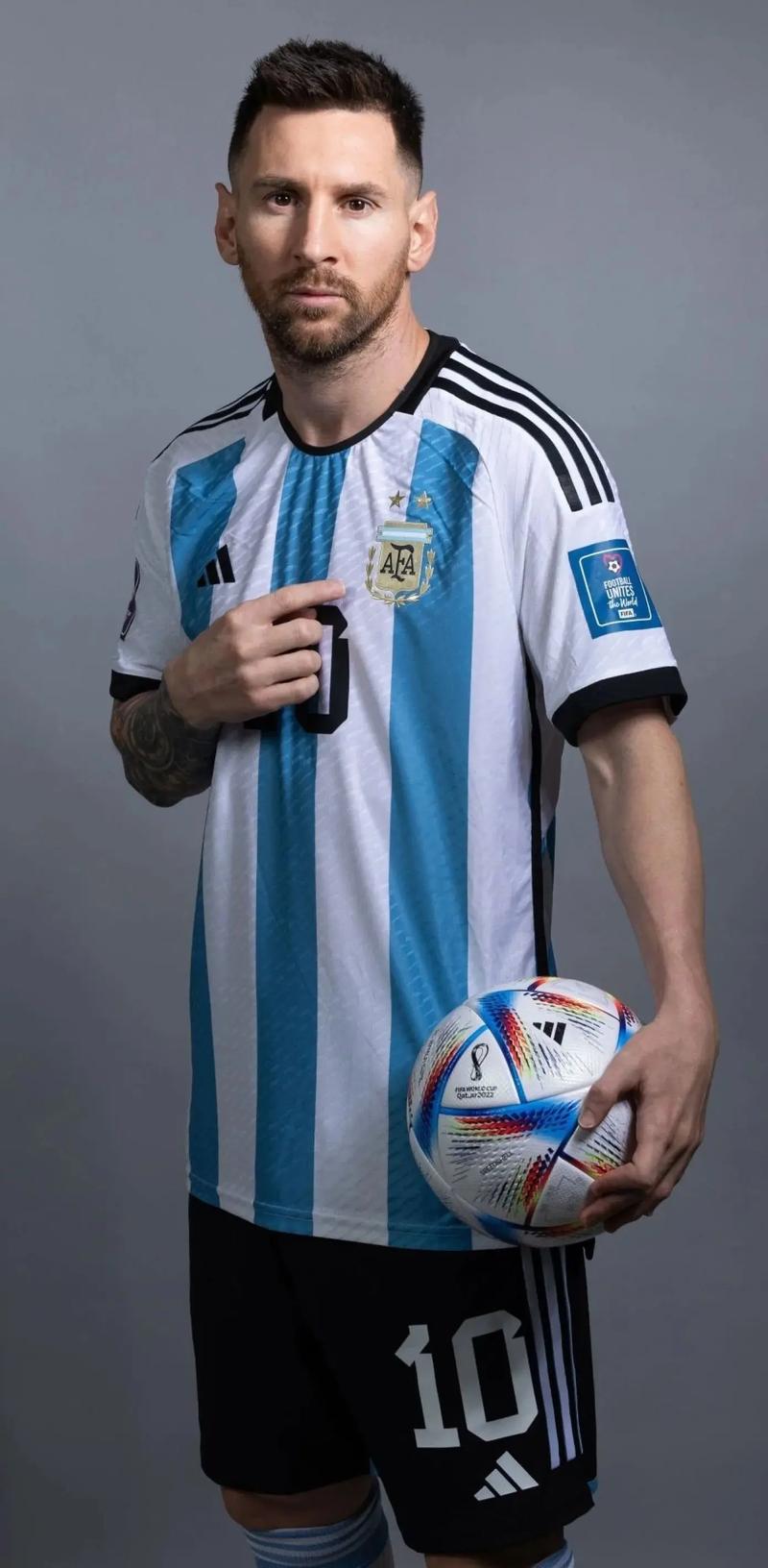 吉迪砍生涯第22次三双，在历史三双榜上超越贾巴尔和科比