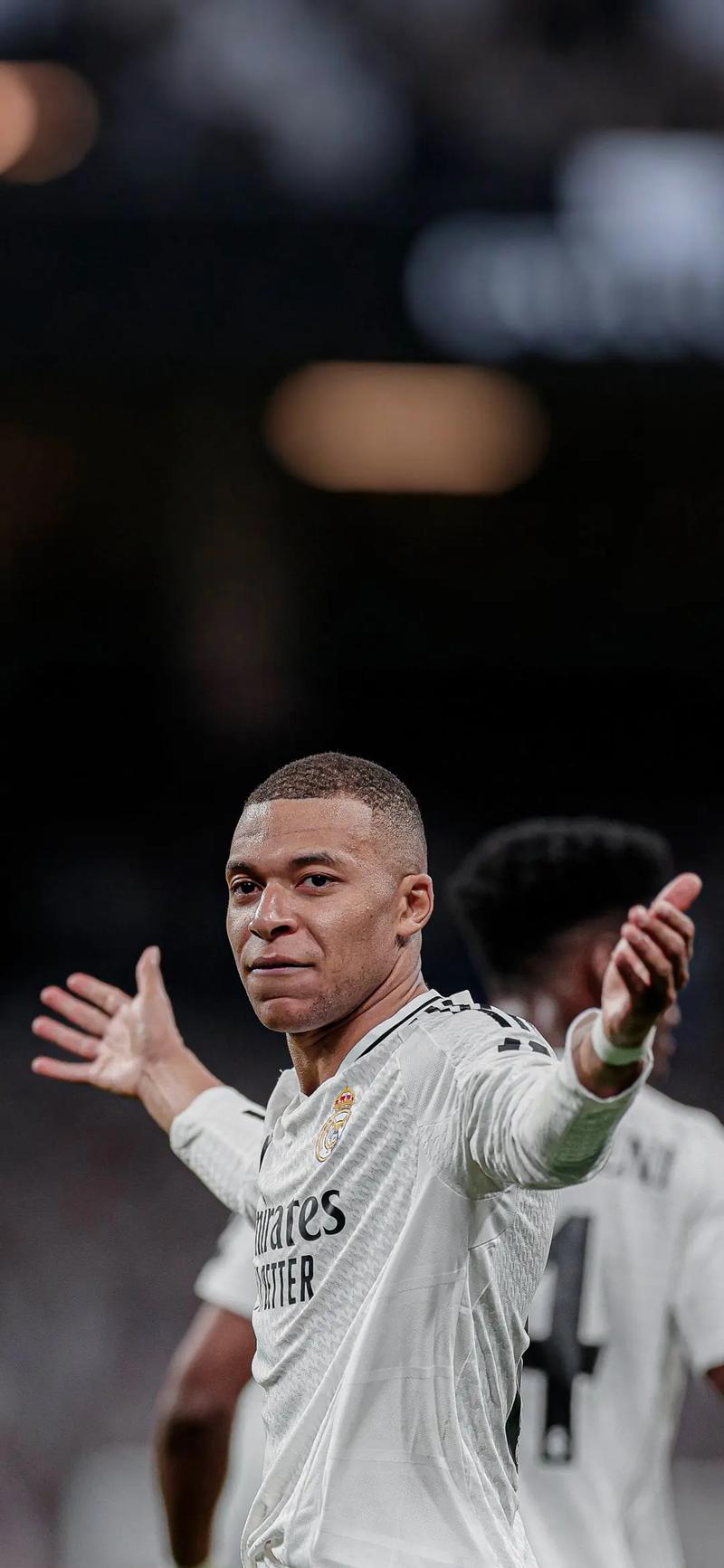 天空体育：曼联预计他们今夏会收到对加纳乔的正式报价